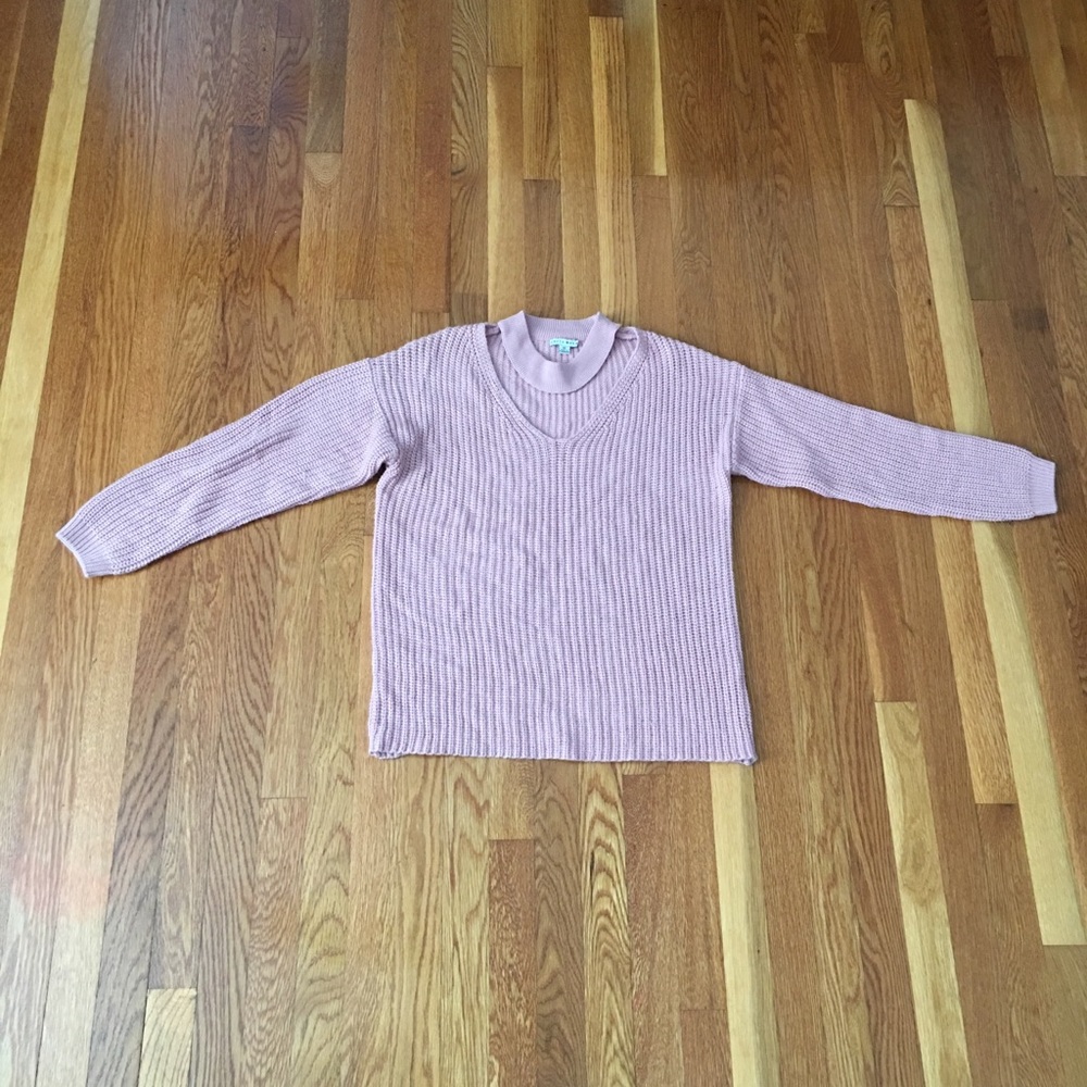 Pink V Neck sweater [CLOSET CLEAROUT]